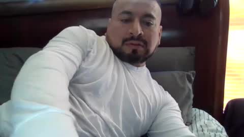 Snapshot of kush40 chatting on December 2024 08:42:01 PM kush40 online show from December 2024 08:42:01 PM