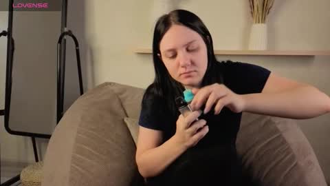 Kvetachka Thu-Sun 0900am-1500pmGTM2 online show from November 2025 01:39:02 AM