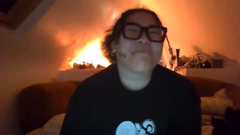 Snapshot of kweamypie chatting on October 2025 06:39:02 PM Kweampie 3 online show from October 2025 06:39:02 PM