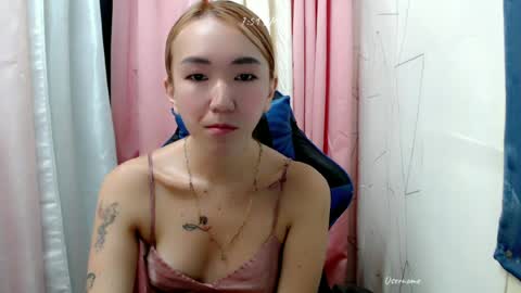 Snapshot of kweenie1026 chatting on July 2026 02:51:01 AM kweenie1026 online show from July 2026 02:51:01 AM