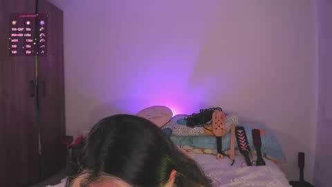Aria Kess  online show from October 2025 09:47:02 PM