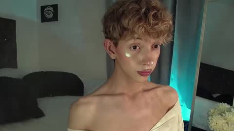 Kyle Cooper online show from December 2024 04:06:02 AM