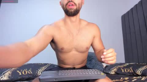 Snapshot of kyle_collinz chatting on September 2025 09:16:02 PM Kyle collinz online show from September 2025 09:16:02 PM