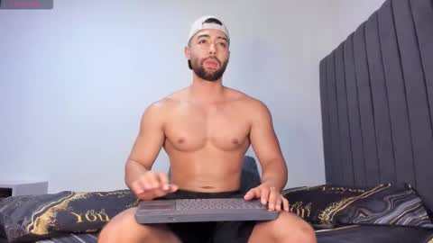 Snapshot of kyle_collinz chatting on October 2025 08:34:02 AM Kyle collinz online show from October 2025 08:34:02 AM