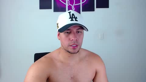 Kyle Wilson   Follow me online show from December 2025 09:10:02 PM