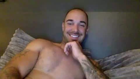 Snapshot of kylealyssa97 chatting on October 2025 02:45:02 AM kylealyssa97 online show from October 2025 02:45:02 AM