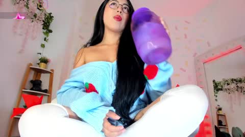 Kylie online show from December 2024 07:39:02 AM