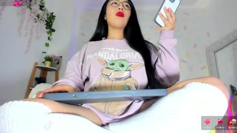 Kylie online show from January 2025 09:58:01 PM