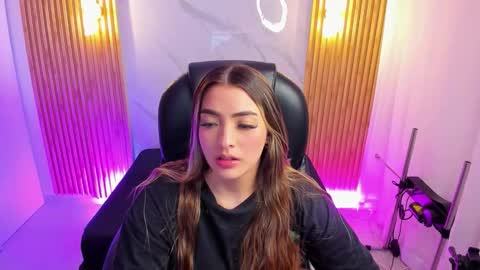 Snapshot of kylie_jones6 chatting on November 2025 03:05:02 AM KYLIE online show from November 2025 03:05:02 AM