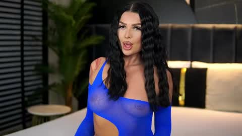 Kylie online show from April 2026 07:41:01 PM