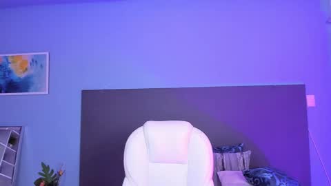 Snapshot of kylie_reyes chatting on December 2024 01:43:01 AM Kylie Reyes online show from December 2024 01:43:01 AM