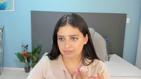 Snapshot of kylie_reyes chatting on September 2025 08:44:02 PM Kylie Reyes online show from September 2025 08:44:02 PM