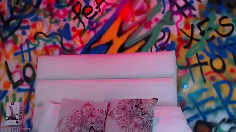 Melissa online show from February 2025 10:54:02 AM