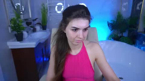 Nicole online show from June 2026 06:40:01 AM