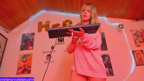 Snapshot of kyliekandy chatting on June 2026 01:16:02 AM online show from June 2026 01:16:02 AM