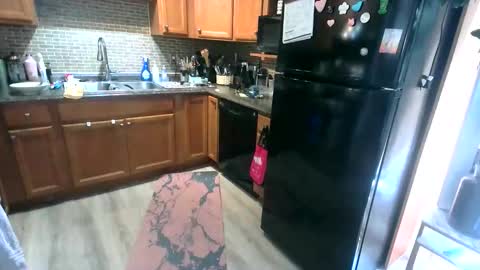 kylie not jenner online show from April 2026 08:20:02 PM