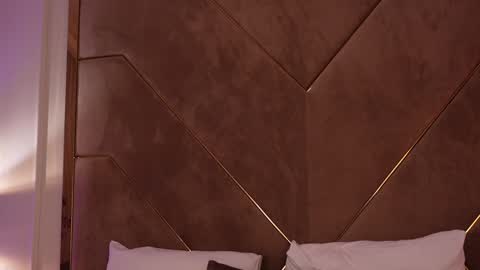 Kylie  online show from January 2025 05:34:01 AM