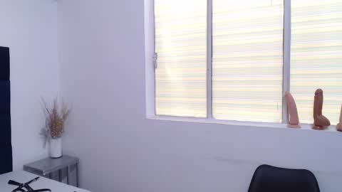 Kylie online show from February 2025 06:13:02 PM