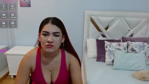 Snapshot of kyliiebaker chatting on June 2026 11:45:01 AM Kylie online show from June 2026 11:45:01 AM