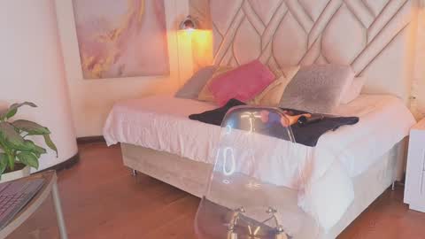 Snapshot of kylle_2050 chatting on February 2025 11:42:01 AM Kyle online show from February 2025 11:42:01 AM