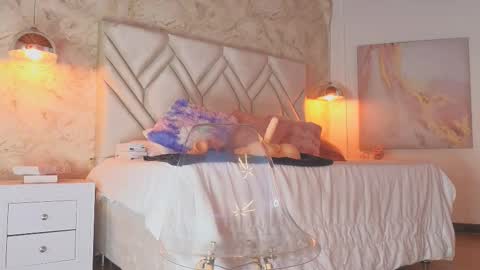 Snapshot of kylle_2050 chatting on September 2025 11:24:01 AM Kyle online show from September 2025 11:24:01 AM