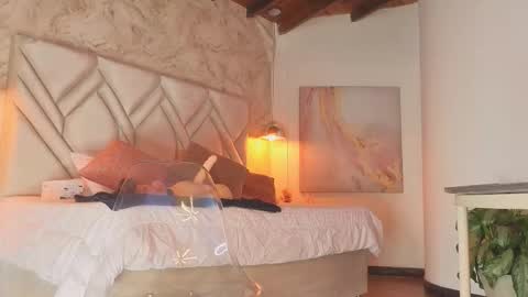 Snapshot of kylle_2050 chatting on October 2025 11:24:01 AM Kyle online show from October 2025 11:24:01 AM