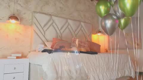 Snapshot of kylle_2050 chatting on October 2025 12:06:01 PM Kyle online show from October 2025 12:06:01 PM