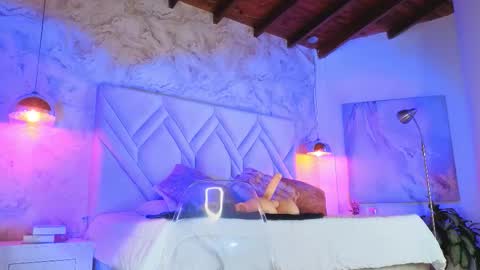 Snapshot of kylle_2050 chatting on November 2025 11:20:01 AM Kyle online show from November 2025 11:20:01 AM