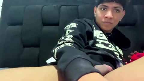 steven online show from December 2025 04:25:02 PM