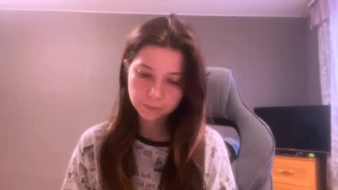 Kary online show from March 2026 03:33:01 AM