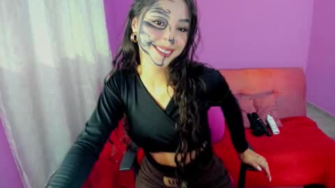 Snapshot of kymgiraldo8 chatting on October 2025 05:00:02 AM Kym Giraldo online show from October 2025 05:00:02 AM