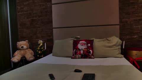 Snapshot of kyrahill_ chatting on December 2024 03:50:02 AM Kyra online show from December 2024 03:50:02 AM