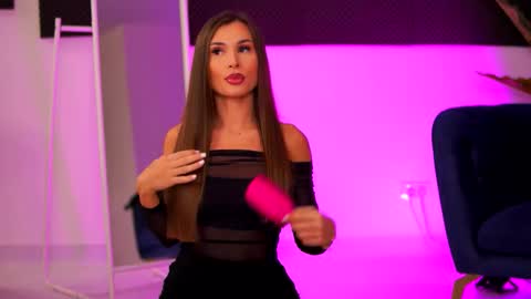 Snapshot of kyssaraplay chatting on November 2025 07:27:01 PM Kyssa online show from November 2025 07:27:01 PM