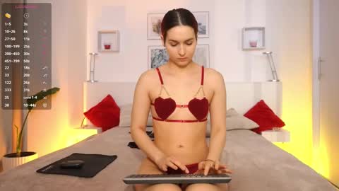 Viktoria White  online show from March 2026 05:41:02 AM