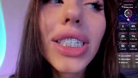 Snapshot of l1tww chatting on February 2025 11:03:02 PM Malika online show from February 2025 11:03:02 PM