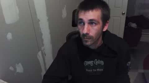 Snapshot of l1v1nth3dr3am chatting on September 2025 08:37:01 AM l1v1nth3dr3am online show from September 2025 08:37:01 AM