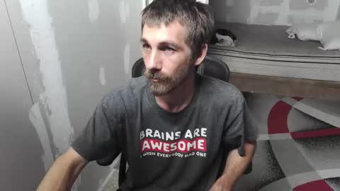 Snapshot of l1v1nth3dr3am chatting on October 2025 03:05:02 AM l1v1nth3dr3am online show from October 2025 03:05:02 AM