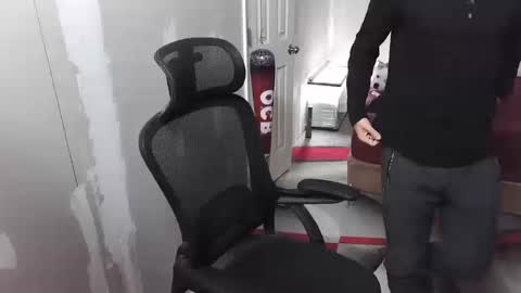 Snapshot of l1v1nth3dr3am chatting on October 2025 04:12:01 AM l1v1nth3dr3am online show from October 2025 04:12:01 AM