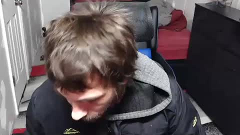 Snapshot of l1v1nth3dr3am chatting on December 2025 11:58:02 AM l1v1nth3dr3am online show from December 2025 11:58:02 AM