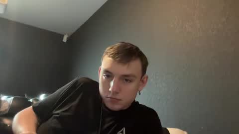 Snapshot of l3tsjerk chatting on January 2025 09:20:01 PM l3tsjerk online show from January 2025 09:20:01 PM