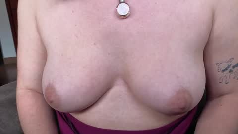 Snapshot of la_femme_fatale_ chatting on June 2026 09:53:01 PM Hanna FREE ONLYFANS online show from June 2026 09:53:01 PM