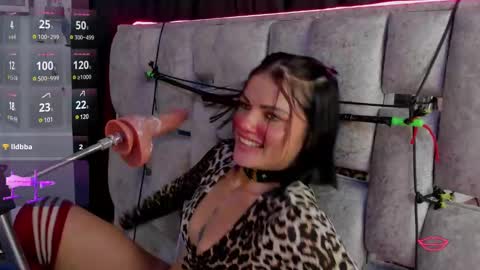 Snapshot of la_mazona chatting on January 2025 08:50:02 PM AMAZONA  online show from January 2025 08:50:02 PM