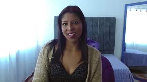 Snapshot of la_negritaa chatting on September 2025 07:35:01 PM Sara online show from September 2025 07:35:01 PM