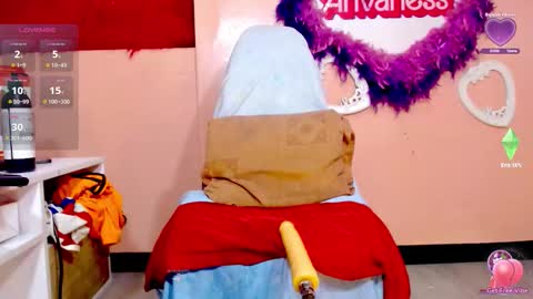 Snapshot of la_ratona_1 chatting on November 2025 06:56:02 PM AriSaray online show from November 2025 06:56:02 PM