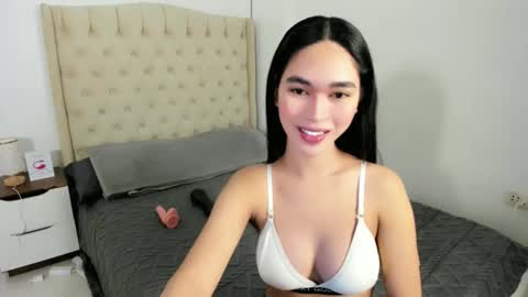 Snapshot of la_vida_lena_ chatting on January 2025 04:32:01 AM la_vida_lena_ online show from January 2025 04:32:01 AM