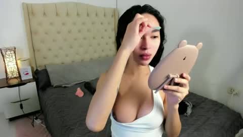 Snapshot of la_vida_lena_ chatting on February 2025 12:04:01 AM la_vida_lena_ online show from February 2025 12:04:01 AM