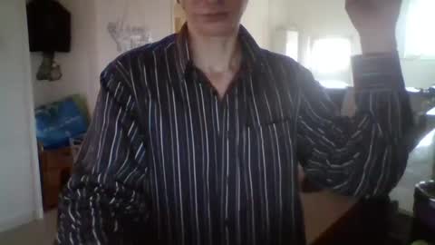 labelette007 online show from December 2024 01:19:02 PM