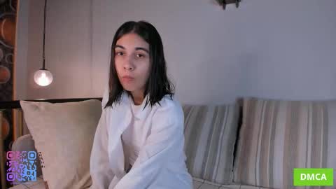 Snapshot of labubaby chatting on September 2025 04:12:01 PM Mai online show from September 2025 04:12:01 PM