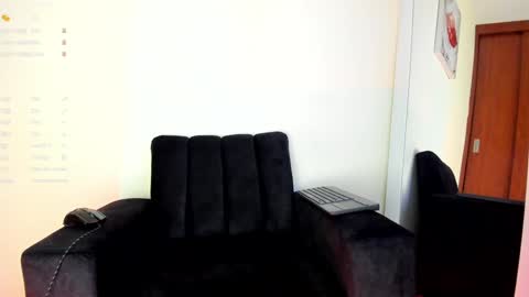 lace_victoria online show from December 2024 10:45:02 PM