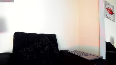 Snapshot of lace_victoria chatting on June 2026 11:52:01 PM lace_victoria online show from June 2026 11:52:01 PM